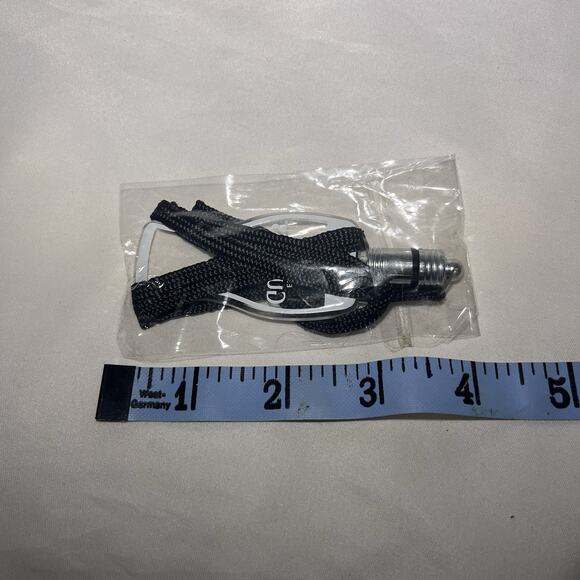 Guinness Light-Up Logo Necklace New in Package Beer Promo Bar Advertising - Picture 1 of 3